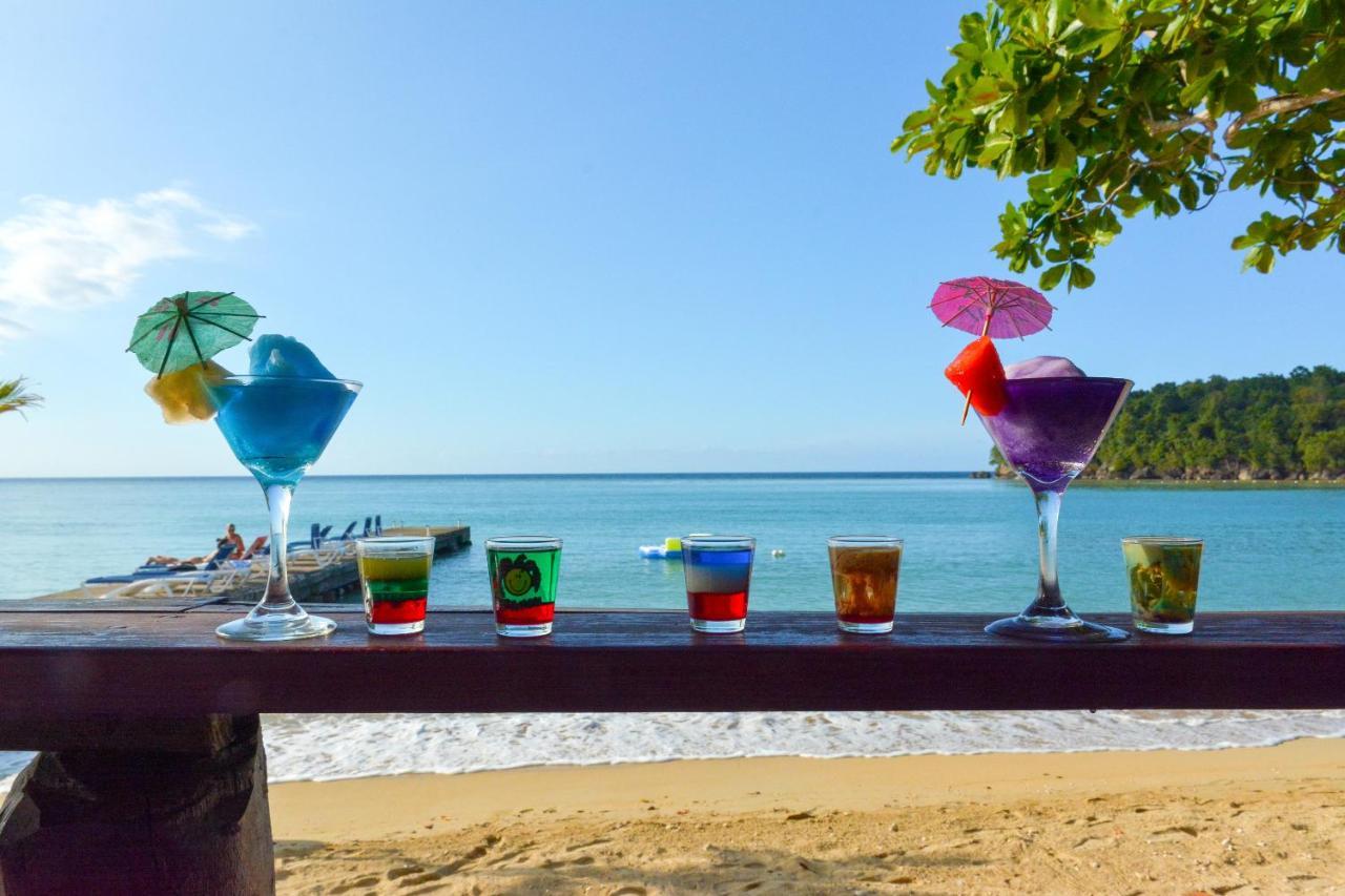 Kaz Kreol Beach Hotel Ocho Rios Exterior foto