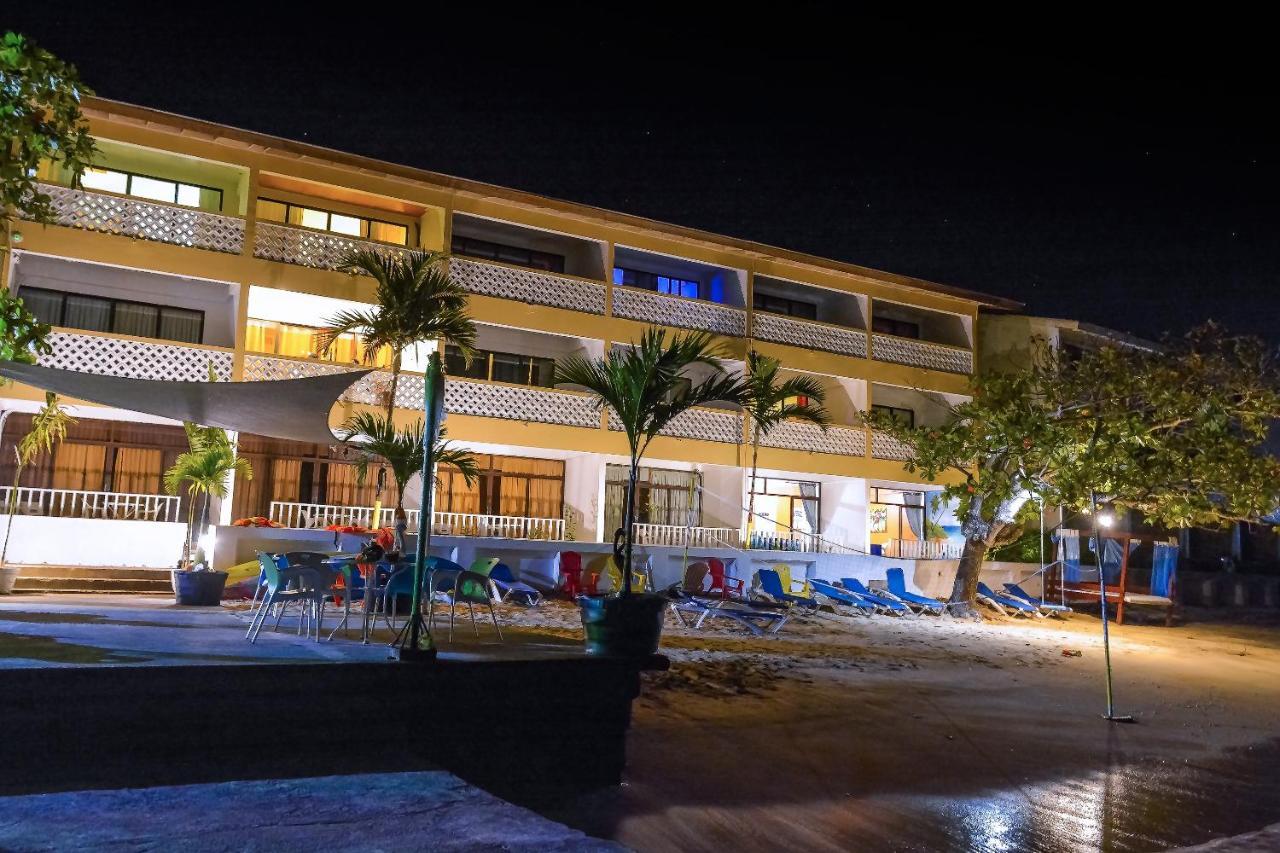 Kaz Kreol Beach Hotel Ocho Rios Exterior foto
